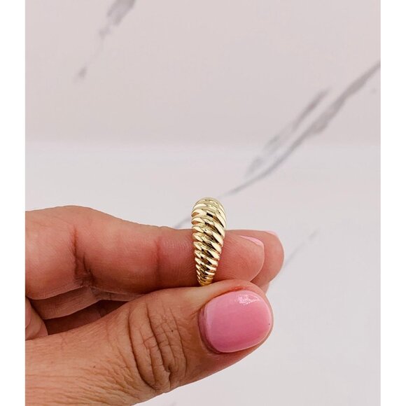 10k gold ring dome size 8 - Picture 5 of 6